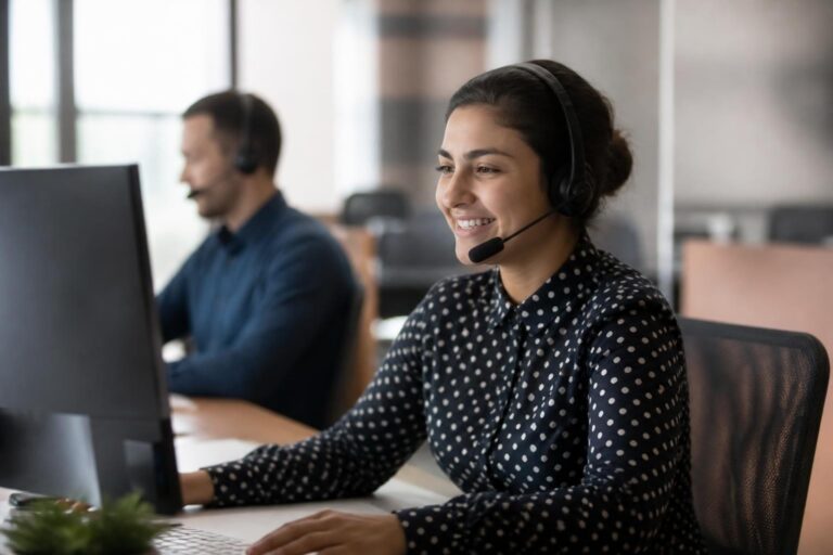 Contact Center Agent: Guide to Hiring & Performance